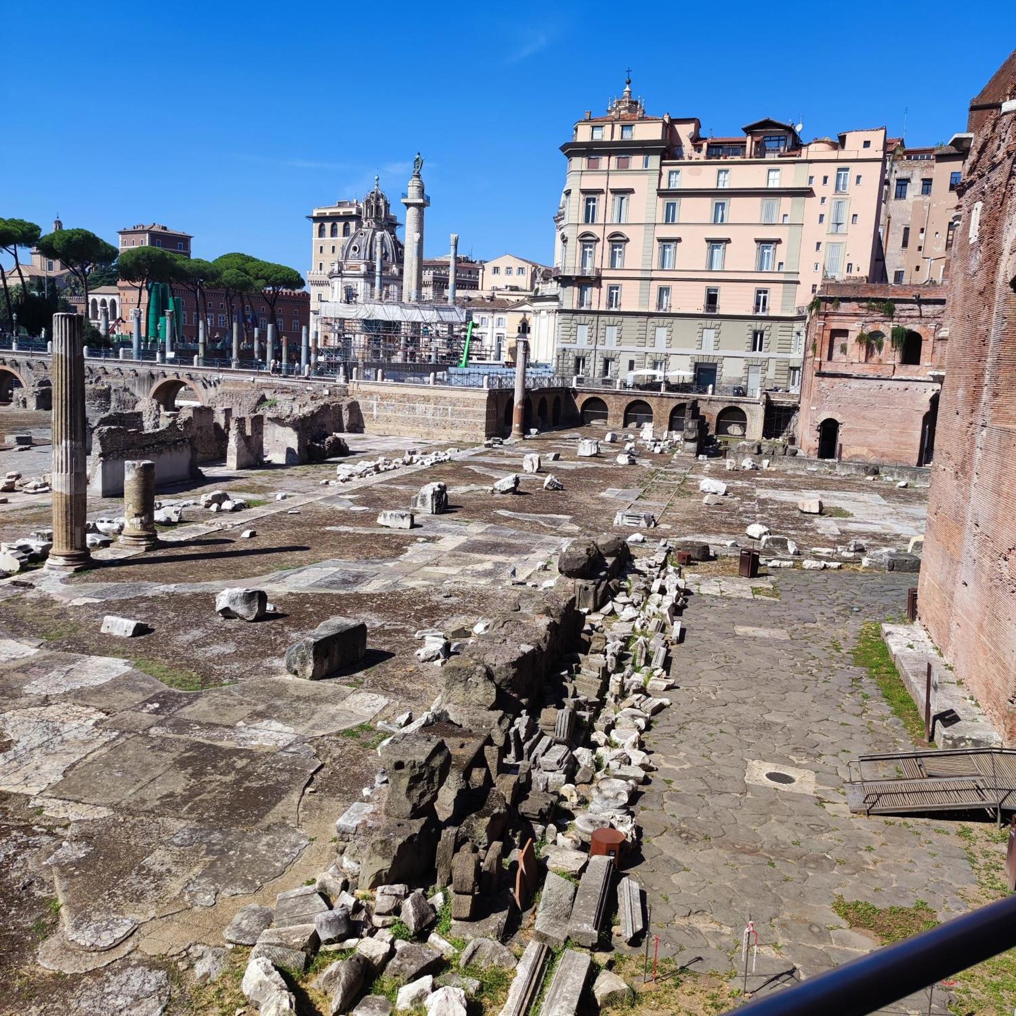 Casa Claudia ~ Rione Monti-Colosseo Rome Bagian luar foto