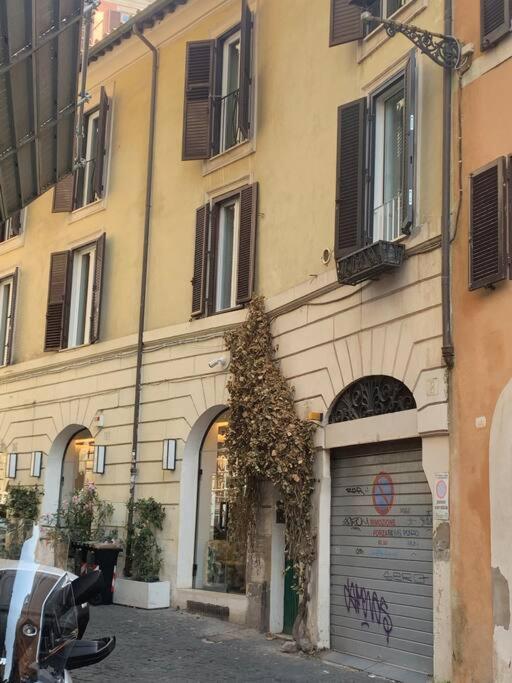 Casa Claudia ~ Rione Monti-Colosseo Rome Bagian luar foto